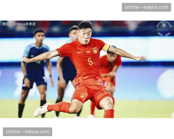 四川金强进攻体系控场能力缺失 本土球员处理球能力与战术执行力不足