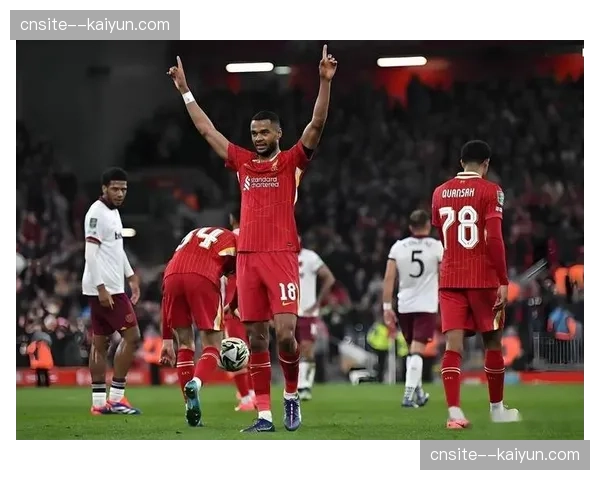 利物浦防守球员体能分配不合理 比赛末段注意力下降导致失误增多