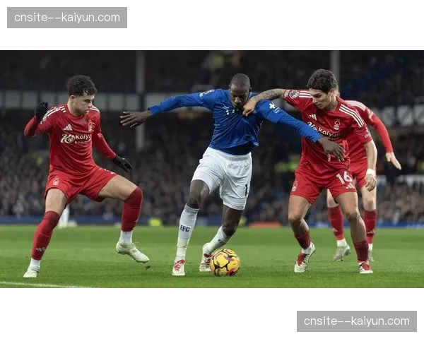 埃弗顿贝托五关键数据亮眼，前锋全面表现征服古迪逊公园